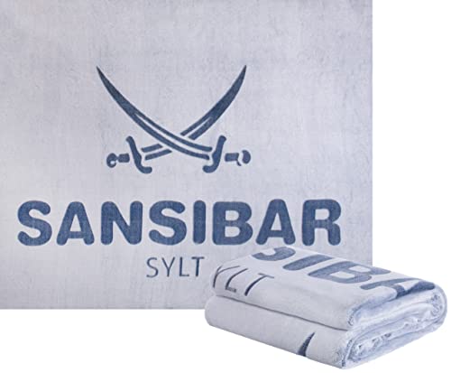 Sansibar Kuscheldecke 150x200 cm – Flauschige Mikrofaser-Decke mit Druck – Wohndecke für Sofa, Bett & Terrasse – Warm & gemütlich – Silber/Blau von Sansibar