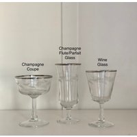 Parisienne Von Cristal D'arques Durand, Mcm-Gläser Mit Platinumrand, Weingläser, Champagner-Coupes Und Champagnerflöten/Parfait-Gläser von SantaBarbaraCeramics