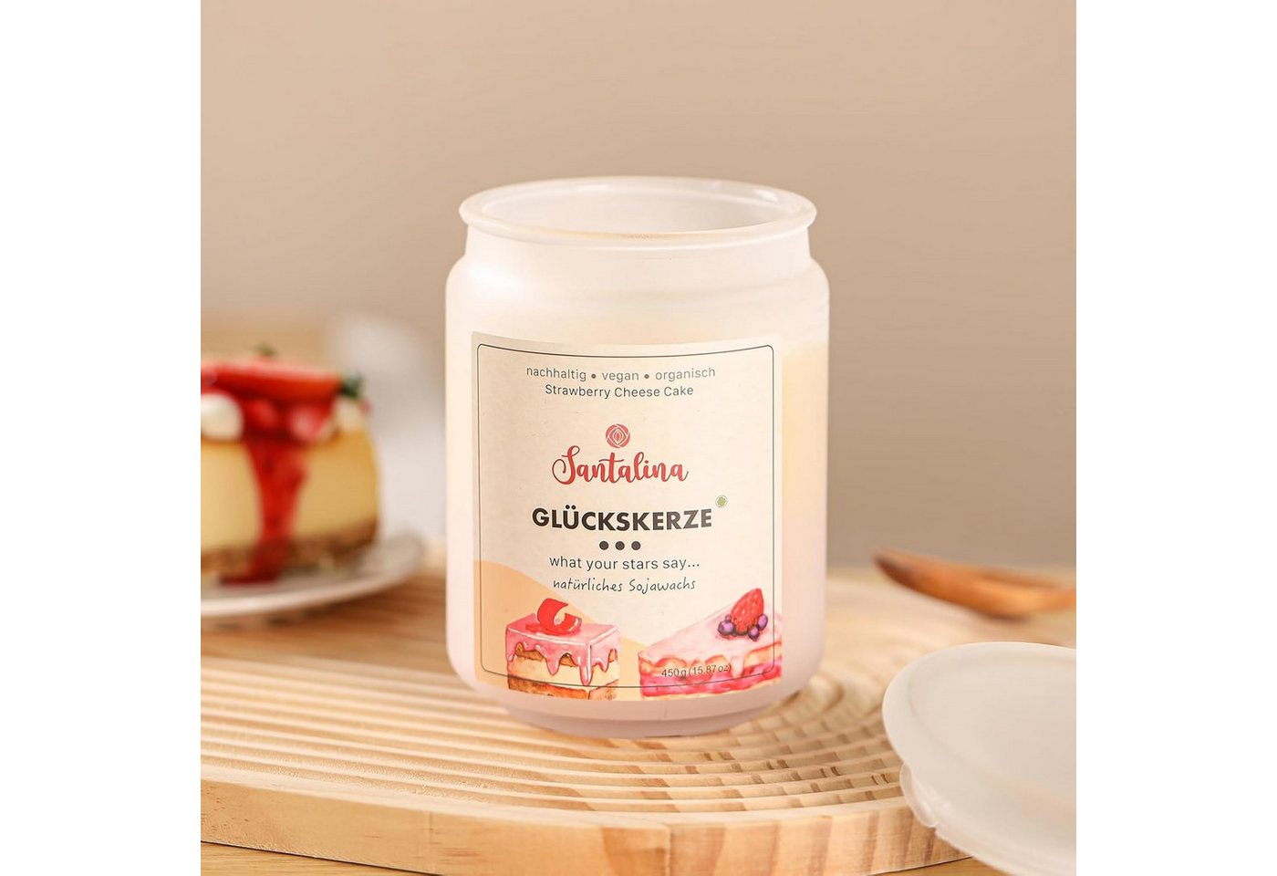 Santalina Duftkerze Strawberry & Cake Duftkerze – Glückskerze mit zufälliger Botschaft, 13,2x9cm von Santalina