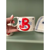 Benutzerdefinierte Ursprüngliche Design Keramik Handgemachte Becher Handwerk Geschenkidee Kaffeetasse Geschenk Für Sie Einzigartige Personalisierte von SaphroniaCeramic