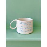 Über Dem Regenbogen Keramik Handgemachte Becher Handwerk Geschenkidee Kaffeetasse Geschenk Für Sie Einzigartige Personalisierte Geburtstag Jahrestag von SaphroniaHandmades