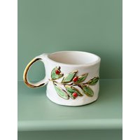 Rote Samen Grüne Handgemachte Keramiktasse, Kaffeetasse, Keramik von SaphroniaHandmades