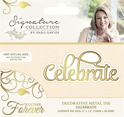 Sara Signature - Metallschablone mit Schriftzug „Celebrate“ aus der Reihe Together Forever,Goldfarben Sara Signature - Metallschablone mit Schriftzug „Celebrate“ aus der Reihe Together Forever,Goldfarben von Sara Signature