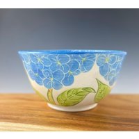 Keramik Servierschale/Schale Aus Im Hortensien Design von SarahBak