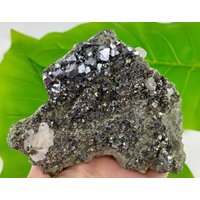 Glänzendes Galena, Pyrit Und Mangano Calcit Auf Nadel Quarz Mit Grünem Chlorit Aus Bulgarien, Naturkristall, Galena Cluster, N5998 von SarahCornerM