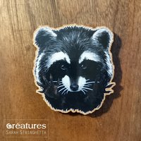 Magnet Oder Aus Holz Illustriert Mit Einem Kopf Waschbär Aquarell von SarahStringhetta