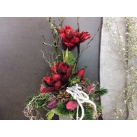 Grabgesteck Grabschmuck Grabvase Grabstrauß Grabdekoration Allerheiligen Tannen Exoten Rosen Efeu Filzschnur Amaryllis Grabgesteck Grabschmuck Grabvase Grabstrauß Grabdekoration Allerheiligen Tannen Exoten Rosen Efeu Filzschnur Amaryllis von SarahsFlowerStudio
