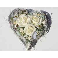 Grabgesteck Grabschmuck Rose Hortensie Schleierkraut Herz Beeren Spitze Band Rebe Grabdekoration Allerheiligen von SarahsFlowerStudio