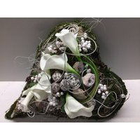 Grabgesteck Moosherz 30cm Calla Grabdeko Grabdekoration von SarahsFlowerStudio