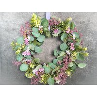 Türkranz Eukalyptus Künstlich 45cm Kranz Modern Euka Türdeko Türschmuck Tischdeko Tür Schmuck Herbst von SarahsFlowerStudio