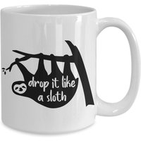 Drop It Like A Faultier Becher, Lustige Kaffeetasse von SarcasticCoffeeMugs