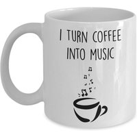 Ich Verwandle Kaffee in Musikbecher - Lustiger Tee Heißer Kakao Kaffeetasse Neuheit Geburtstag Geschenkidee von SarcasticCoffeeMugs
