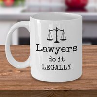 Anwalt Kaffeebecher - Anwälte Tun Es Legal Lustige An Der Anwaltsschule Witz Geschenk Anwaltskanzlei Gag Tee Tasse Geschenke von Sarothdesigns