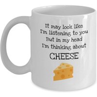 Ich Denke Über Käse - Lustige Käsetasse Käseliebhaber Geschenke Geschenk Vegetarisch Thema Geburtstagsgeschenk Foodie von Sarothdesigns