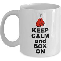 Keep Calm & Box On - Boxtasse Boxsport Geschenk Boxhandschuhe Tasse Kickboxen Boxer Für von Sarothdesigns