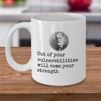 Psychologie Kaffeebecher - Aus Ihren Schwachstellen Wird Ihre Stärke Kommen Sigmund Freud Inspirierende Zitat Geschenk Psychologe Geschenke von Sarothdesigns