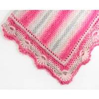 Gestrickte Baby Decke Rosa Grau Spitze Häkeln Afghan Runde Dusche Geschenk Einweihungsparty Neue Mutter Seide Weich Werfen Gestrickte Baby Decke Rosa Grau Spitze Häkeln Afghan Runde Dusche Geschenk Einweihungsparty Neue Mutter Seide Weich Werfen von SasasHandcrafts