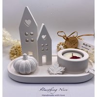 Deko-Tablett „Herbst" Häuser, Kürbisse, Blätter, Raysin-Dekoration, Geschenk von Sasomethingnice