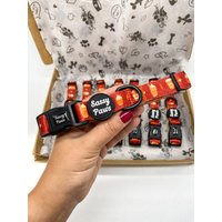 Hundehalsband - Rot Gewürzte Puppuccino von SassyPawsCollection