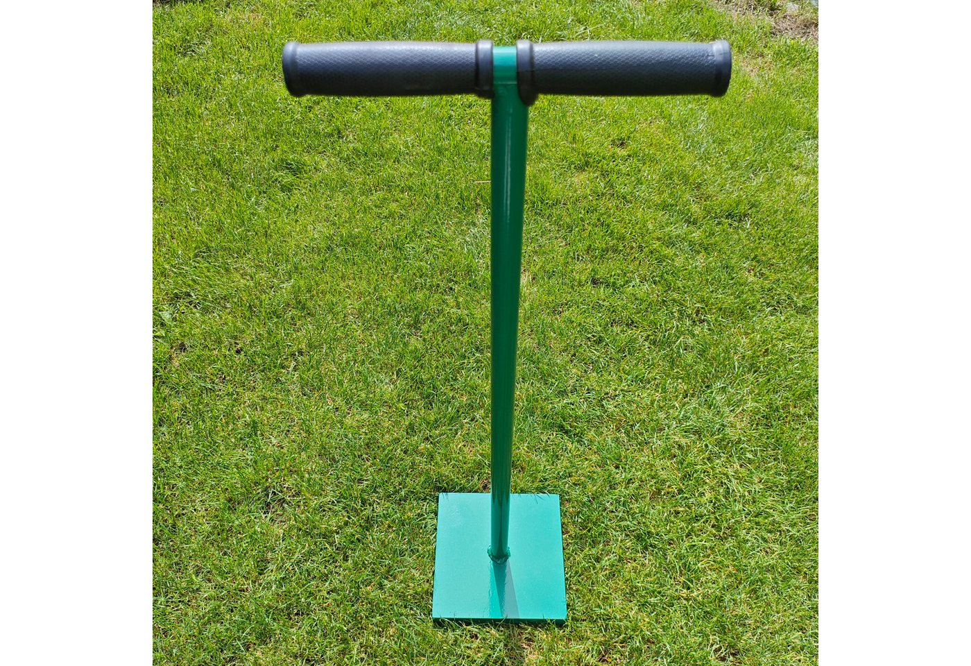 SattesGrün Vertikutierer Handstampfer Bodenverdichter, 20 cm Arbeitsbreite SattesGrün Vertikutierer Handstampfer Bodenverdichter, 20 cm Arbeitsbreite von SattesGrün