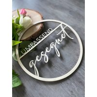 Holzschild Umfassend Gesegnet Kranz Loop Türschild Geschenk Deko Holz Wanddeko von Sauerhandel24