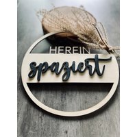 Türschild Hereinspaziert Holz Türkranz Loop Geschenk Deko Wanddeko Türschild Hereinspaziert Holz Türkranz Loop Geschenk Deko Wanddeko von Sauerhandel24