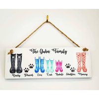 Familie Welly Schild | Personalisiertes Familienporträt Benutzerdefinierte Gummistiefel Geburtstag, Weihnachtsgeschenk Für Mama Oma Nanna von Sazzamaroos