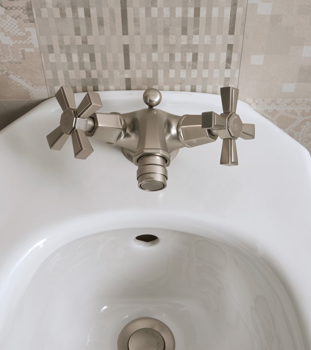 Bidetarmaturen Retro/Vintage Serie Dèco Prestige  von Sbordoni von Sbordoni