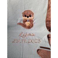 Handmade Babydecke 75 X 100 cm Mit Kuscheligem Otter Und Namen Kuscheldecke Personalisierbar Geschenk Geburt Plüsch Waffel von ScaBaDesignArts