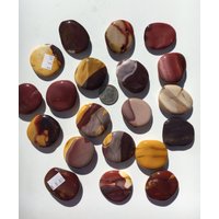 Wunderschöne Trommelige Mookite Jaspis Heilstein// Mookite Jaspis Kissen// Trommelsteine// Jaspis// Heilsteine// Heilsteine von ScallopsMineralShell