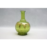 Vintage Gold Art Deco Blumenvase Grüne Kristall Karaffe von ScandinaviaWonders