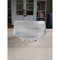 Iittala Finland, Ultima Thule Schale, 14 cm, Tapio Wirkkala von Scandinaviafinds