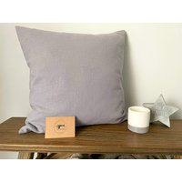 Jane - Graues Schlichtes Leinen Modern Bauernhaus Kissenbezüge von ScarlettMaeDesigns