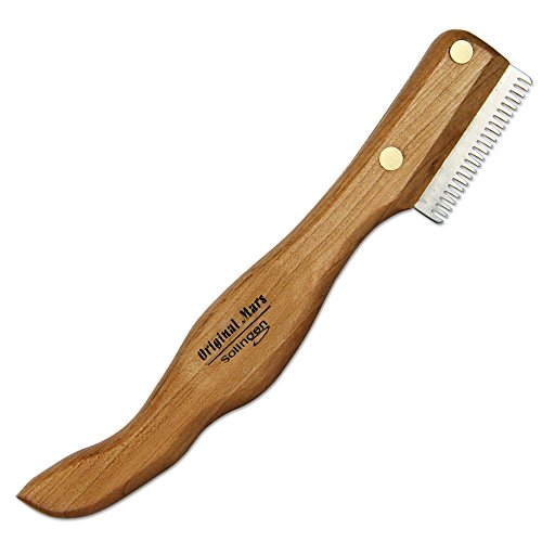 Schecker Ergonomisches Unterwoll Deckhaar Trimm Messer aus gehärtetem und geschliffenem Edelstahl mit ergonomisch geformtem Griff aus heimischem Kirschbaum Mittlere Zahnung von Schecker