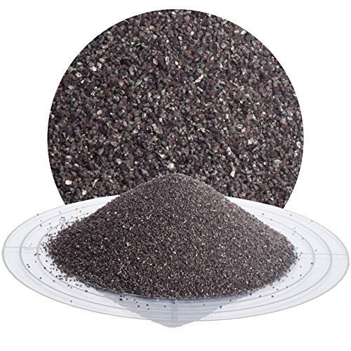 Schicker Mineral Normalkorund FeSi Strahlmittel 25 kg, eisenhaltiges, robustes Mehrwegstrahlmittel aus Aluminiumoxid zur stark abrasiven Oberflächenbehandlung (Normalkorund FeSi, 1,00-1,50 mm) von Schicker Mineral