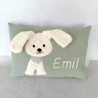 Namenskissen Mit Hund /Kissen Hundemotiv/Kissen Geschenk Baby Polster Babykissen Kinderkissen Hund/ Zur Geburt Geburtsdatum Namenskissen Mit Hund /Kissen Hundemotiv/Kissen Geschenk Baby Polster Babykissen Kinderkissen Hund/ Zur Geburt Geburtsdatum von SchlamperohrShop