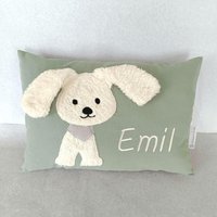 Namenskissen Mit Hund /Kissen Hundemotiv/Kissen Geschenk Baby Polster Babykissen Kinderkissen Hund/ Zur Geburt Geburtsdatum Namenskissen Mit Hund /Kissen Hundemotiv/Kissen Geschenk Baby Polster Babykissen Kinderkissen Hund/ Zur Geburt Geburtsdatum von SchlamperohrShop