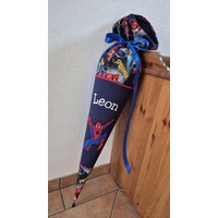 Spiderman-Schultüte Genäht Aus Sweatstoffen, Zuckertüte Zum Kissen, Avengers Spiderman-Schultüte Genäht Aus Sweatstoffen, Zuckertüte Zum Kissen, Avengers von Schlawutzi