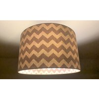 Lampenschirm "Zick-Zack-Taupe" Durchmesser 40cm von SchneiderKreativ