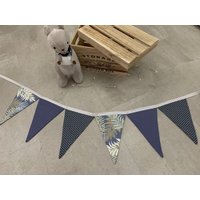 Wimpelkette Aus Stoff/Dark Wimpelkette Aus Stoff/Dark von Schneidereimenzel