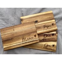 Holzbrett | Geschenk Zum Muttertag I Vatertag Frühstücksbrett Personalisiert Schneidebrett Mama Papa Oma Opa Holzbrett | Geschenk Zum Muttertag I Vatertag Frühstücksbrett Personalisiert Schneidebrett Mama Papa Oma Opa von SchnittLaserWerk