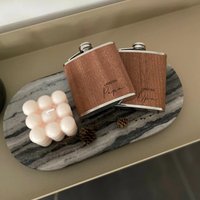 Flachmann „Liebster Papa" Oder Opa" - Holz von SchoenManufaktur