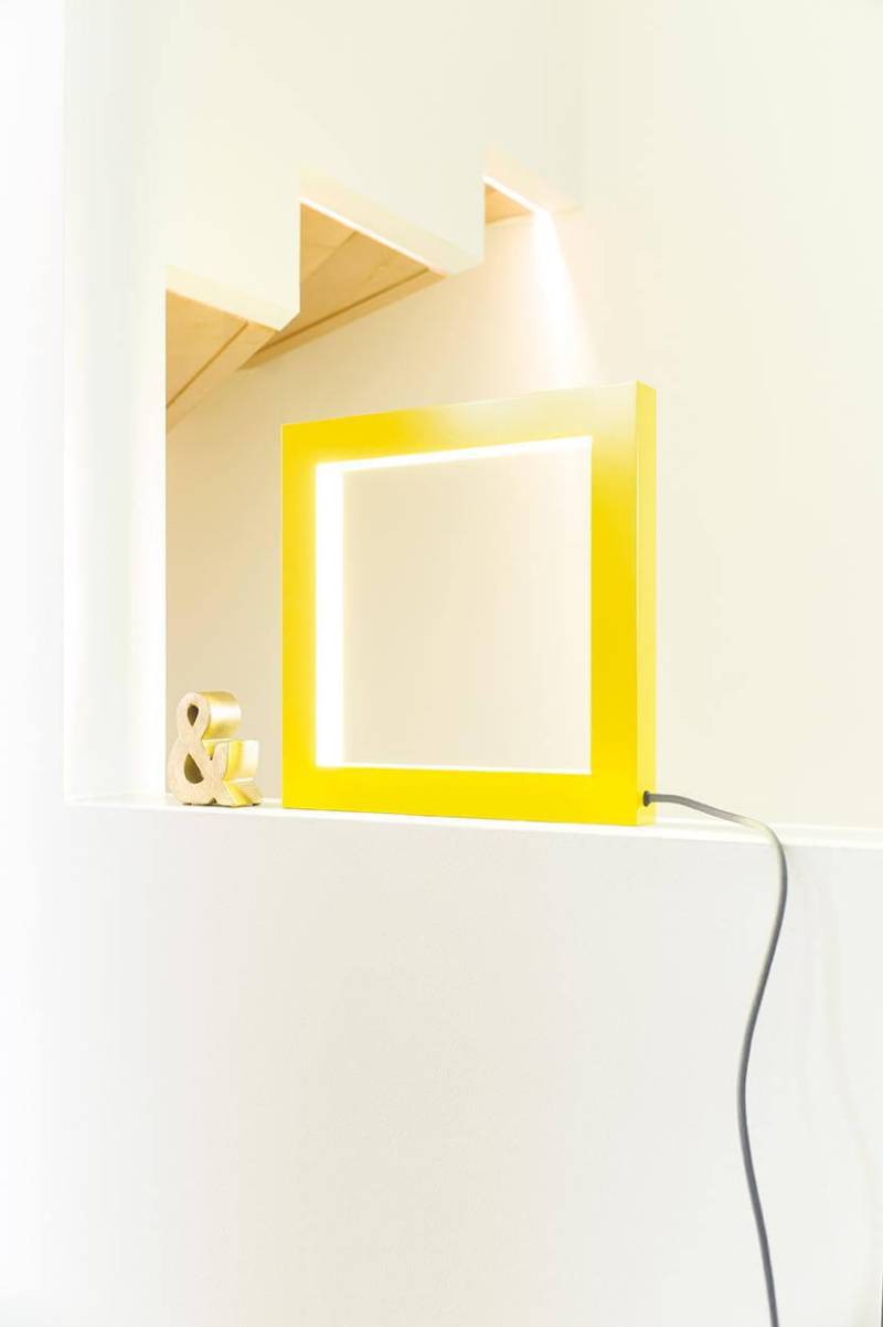 Frame Rahmenleuchte Pulverbeschichtet Zitrusgelb Frame Rahmenleuchte Pulverbeschichtet Zitrusgelb von Schönbuch