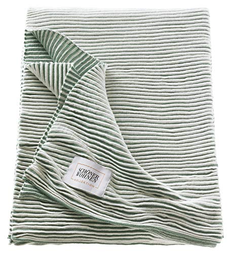 Schöner Wohnen Kollektion Tagesdecke 130x170 Baumwolle • Wohndecke Liv grün • quergestreiftes Biesenmuster • 100% Baumwolle von Schöner Wohnen Kollektion
