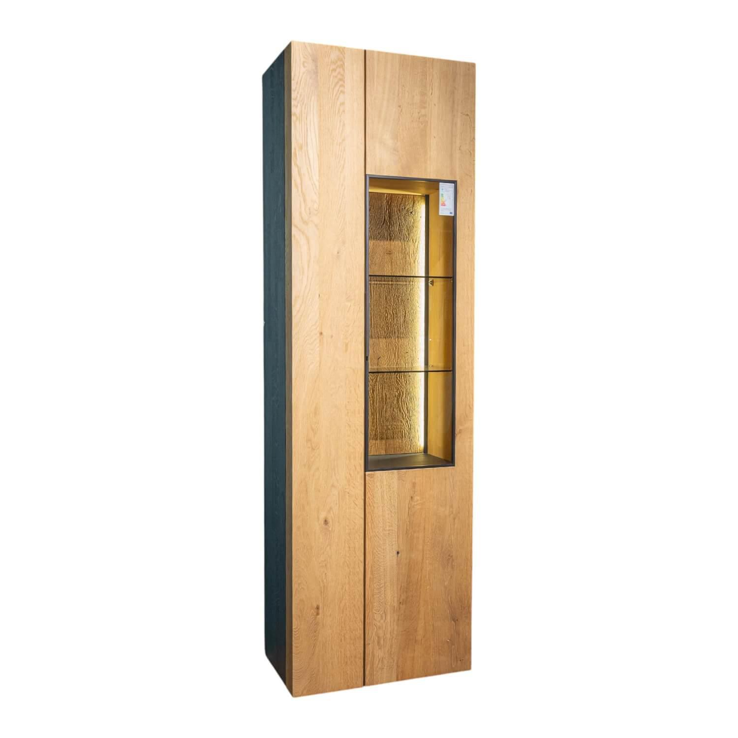 Vitrine Yoris Rechts Front Kerneiche Umato Gebürstet Korpus Eiche Anthrazit Mit ... Vitrine Yoris Rechts Front Kerneiche Umato Gebürstet Korpus Eiche Anthrazit Mit ... von Schöner Wohnen-Kollektion