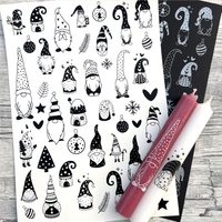 Kerzenfolie Weihnachtswichtel, Schwarz, Weiß, Gold U. Silber Matt, A4, Wasserschiebefolie, Kerzentattoo, Weihnachten, Wichtel, -Mehr Im Shop Kerzenfolie Weihnachtswichtel, Schwarz, Weiß, Gold U. Silber Matt, A4, Wasserschiebefolie, Kerzentattoo, Weihnachten, Wichtel, -Mehr Im Shop von SchoenigkeitenShop