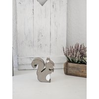 Kleines Eichhörnchenholztaupehandmade 16cm Kleines Eichhörnchenholztaupehandmade 16cm von Schoenstoff
