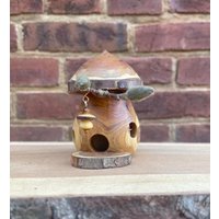 Handgedrehtes Pilz-Feenhaus, Walddekor von SchoolhouseWoodcraft