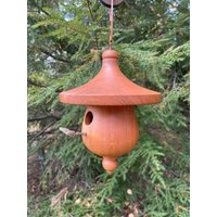 Vogelhaus Schwarzkirsche Meise & Zaunkönig Zen Gartendeko Vogelhaus Schwarzkirsche Meise & Zaunkönig Zen Gartendeko von SchoolhouseWoodcraft