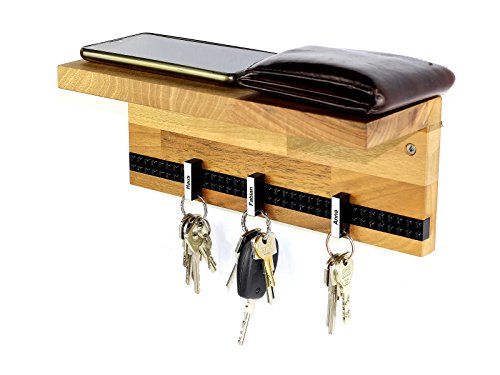 Schlüsselbrett Play 203 Holz | Schlüsselboard mit Ablage für die ganze Familie | Schlüsselleiste Nussbaum mit 6 Schlüsselanhängern zum selbst beschriften | inkl. Schrauben und Dübel | schwarz Schlüsselbrett Play 203 Holz | Schlüsselboard mit Ablage für die ganze Familie | Schlüsselleiste Nussbaum mit 6 Schlüsselanhängern zum selbst beschriften | inkl. Schrauben und Dübel | schwarz von Schubica